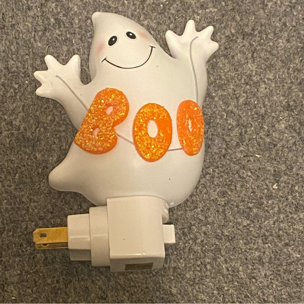 Bethlehem Lights Halloween Ghost Boo Plug-In Night Light Tested Works 6”